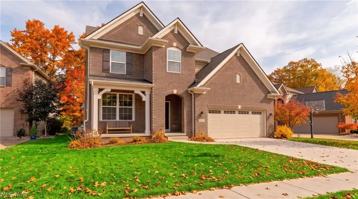 Photo 1 of Single family home for sale at 34244 Crown Colony Dr, Avon, OH 44011 | MLS# 5240282 | Listing updated on 2026-10-28