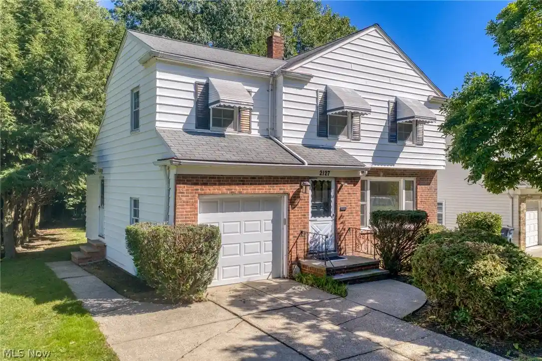 Photo 1 of Single family home for sale at 2127 Lyndway Rd, Beachwood, OH 44122 | MLS# 5243047 | Listing updated on 2026-10-15
