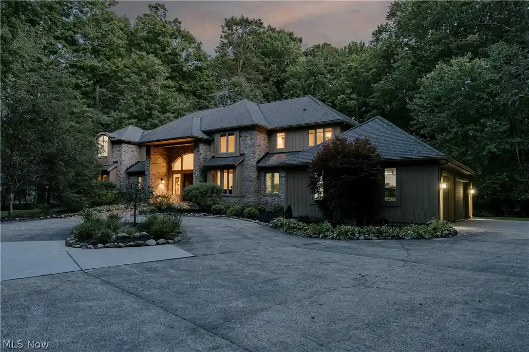 Photo 1 of Sale Pending at 80 Easton Ln, Chagrin Falls, OH 44022 | MLS# 5243446 | Listing updated on 2026-10-22