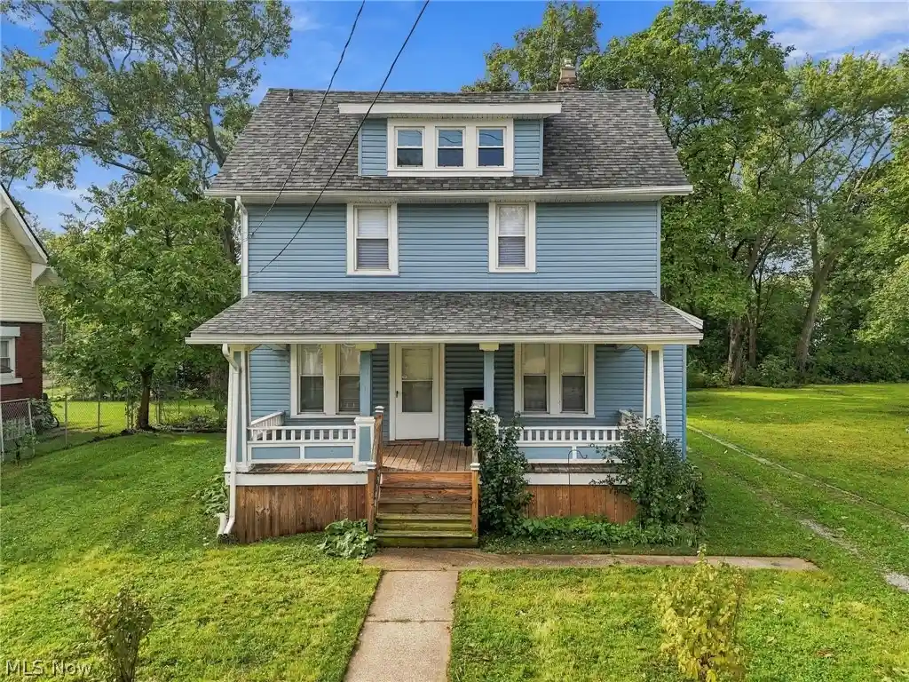 Photo 1 of Single family home for sale at 723 Copley Rd, Akron, OH 44320 | MLS# 5244002 | Listing updated on 2026-10-16