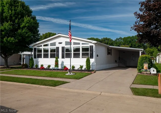 Photo 1 of Single family home for sale at 8 Emerald Ln, Olmsted Twp, OH 44138 | MLS# 5243501 | Listing updated on 2026-10-07