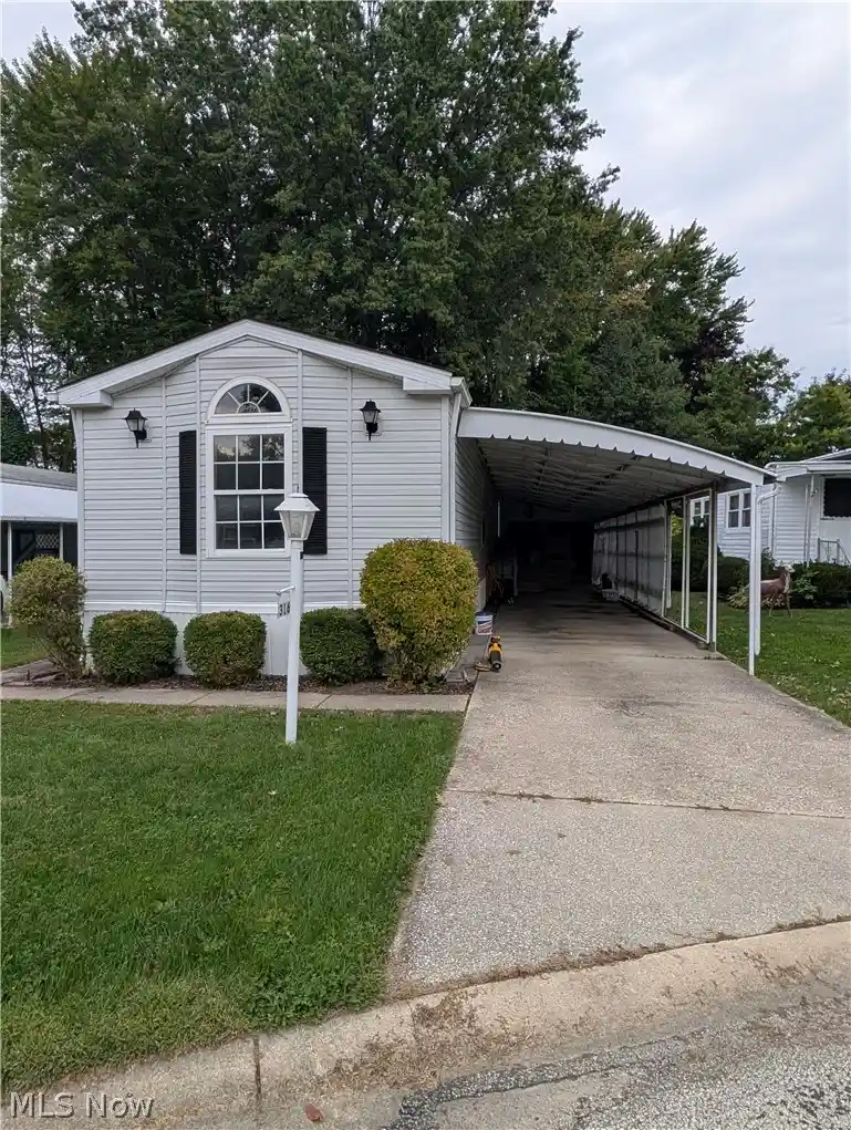 Photo 1 of Single family home for sale at 316 Britton Dr, Geneva, OH 44041 | MLS# 5243665 | Listing updated on 2026-10-12