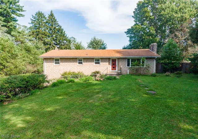 Photo 1 of Single family home for sale at 10010 W High St, Orrville, OH 44667 | MLS# 5244404 | Listing updated on 2026-09-29