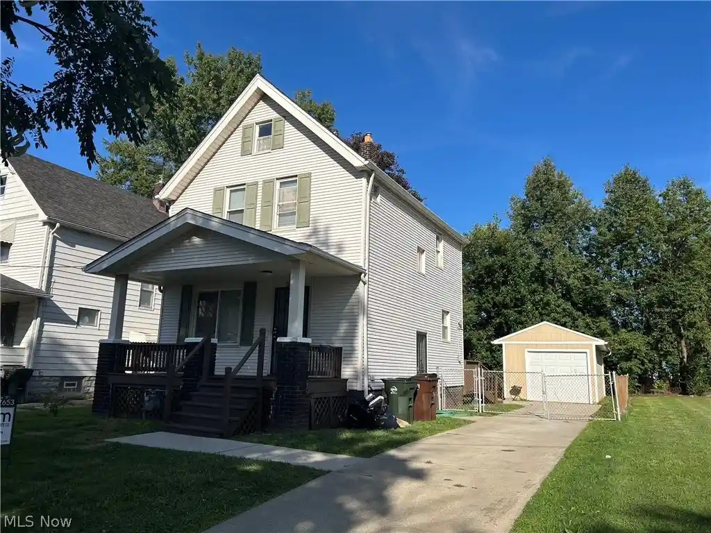 Photo 1 of Single family home for sale at 3961 E 53rd Street, Newburgh Heights, OH 44105 | MLS# 5244510 | Listing updated on 2026-10-09