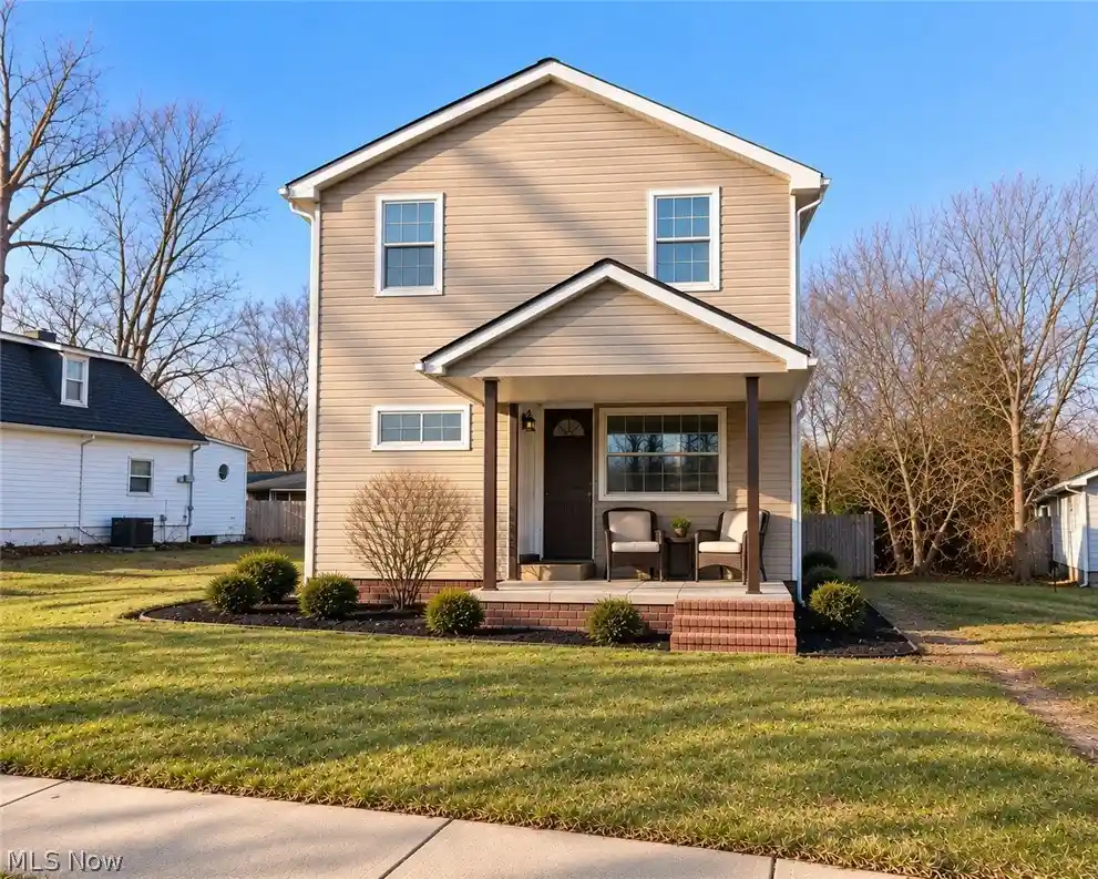Single family home for sale at 652 Alameda Ave, Sheffield Lake, OH 44054 | MLS# 5244560