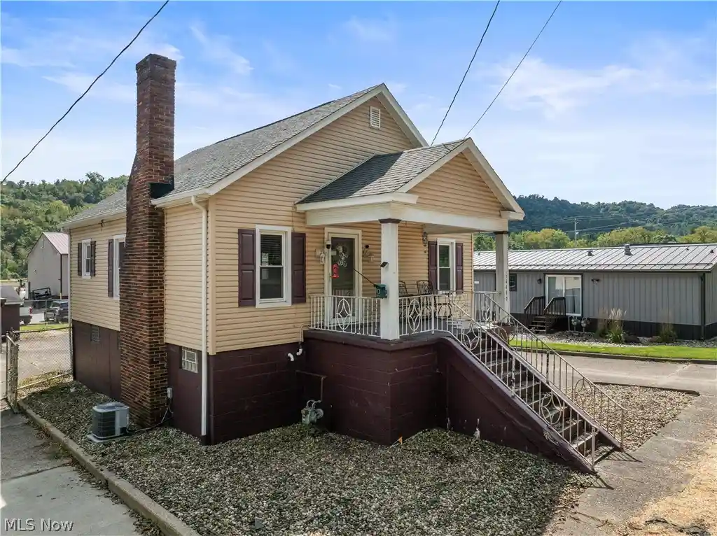 Photo 1 of Sale Pending at 54490 National Rd, Bridgeport, OH 43912 | MLS# 5241692 | Listing updated on 2026-09-19