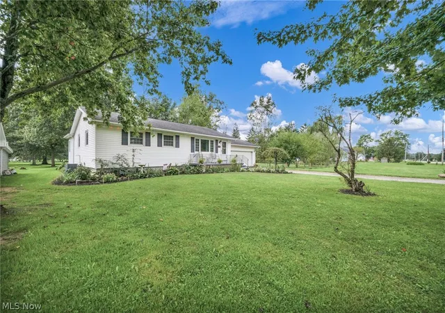 Photo 3 of Single family home for sale at 5803 Russia Rd, South Amherst, OH 44001 | MLS# 5230887 | Listing updated on 2026-10-07