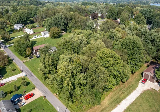 Photo 1 of Sale Pending at 4051 Greenbay Dr, Barberton, OH 44203 | MLS# 5243519 | Listing updated on 2026-09-25