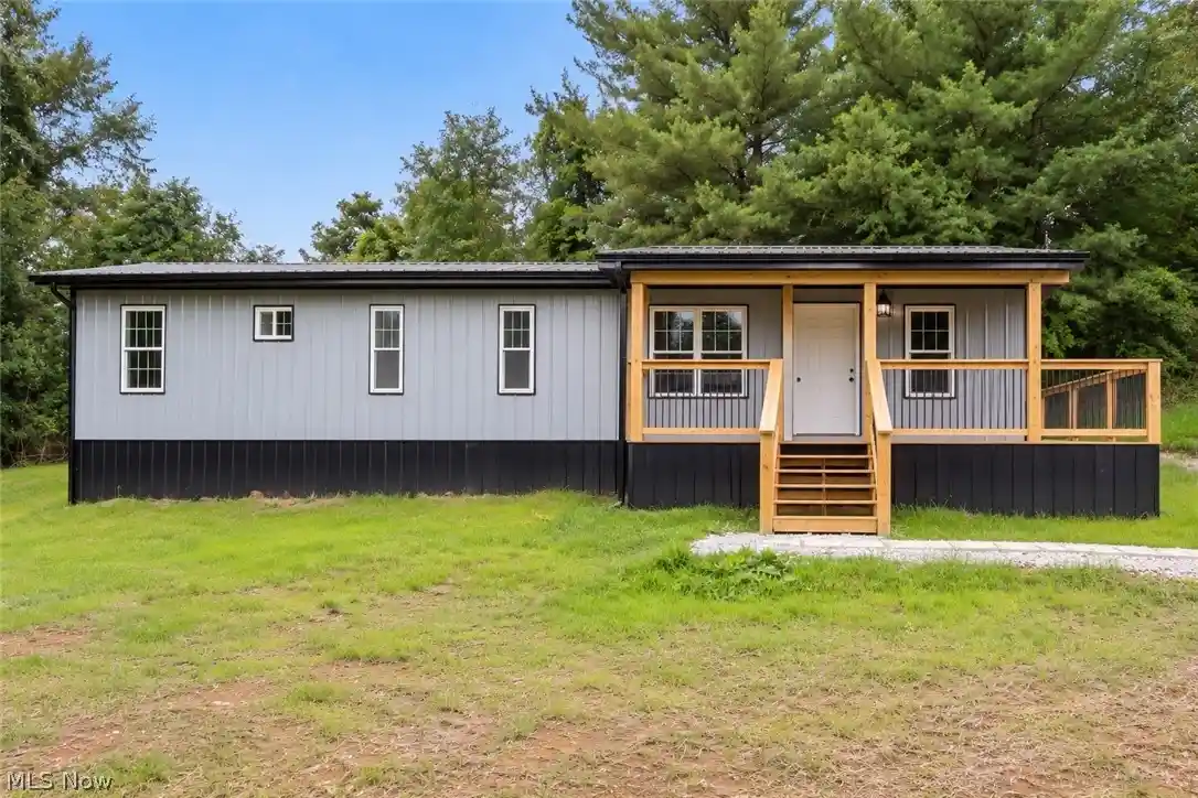 Single family home for sale at 49638 Glencoe Whitney Rd, Belmont, OH 43718 | MLS# 5244338