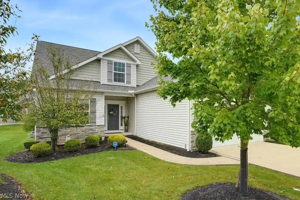 Single family home for sale at 13953 Laurelbrook Oval, Strongsville, OH 44136 | MLS# 5244666