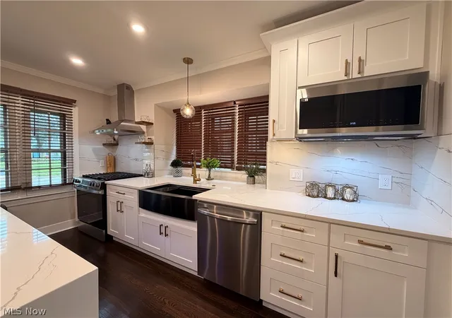 Photo 1 of Sale Pending at 3361 Avalon Rd, Cleveland, OH 44120 | MLS# 5244973 | Listing updated on 2026-09-24