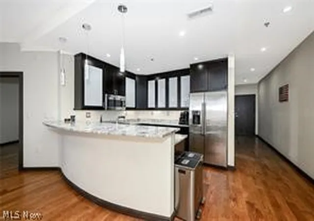 Photo 3 of Condo for sale at 701 W Lakeside Ave #608, Cleveland, OH 44113 | MLS# 5245024 | Listing updated on 2026-10-09