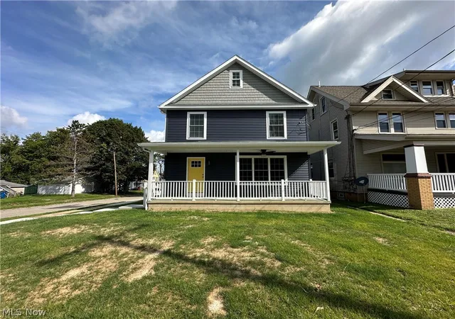 Photo 1 of Sale Pending at 165 Sexton St, Struthers, OH 44471 | MLS# 5222206 | Listing updated on 2026-10-06