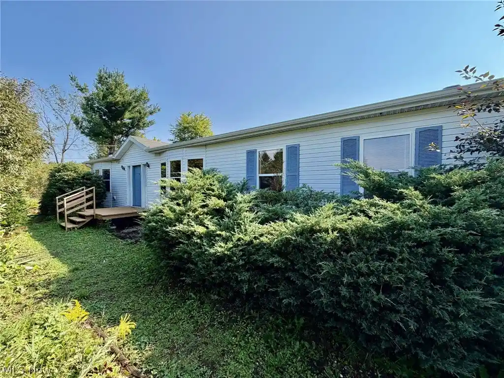 Photo 1 of Sale Pending at 14525 Sperry Rd, Newbury, OH 44065 | MLS# 5245066 | Listing updated on 2026-10-14