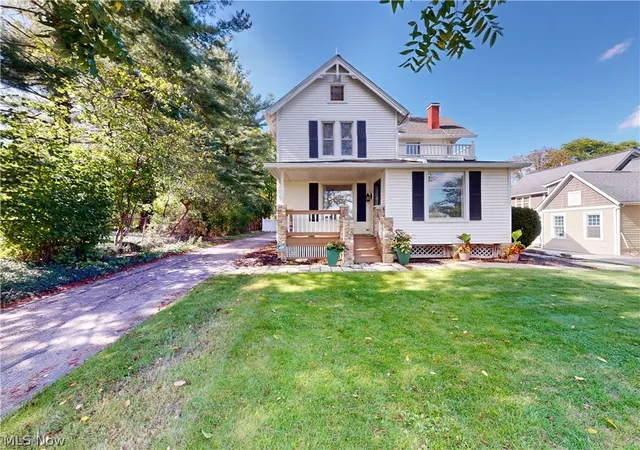 Photo 1 of Single family home for sale at 218 Bentleyville Rd, Chagrin Falls, OH 44022 | MLS# 5244320 | Listing updated on 2026-09-23