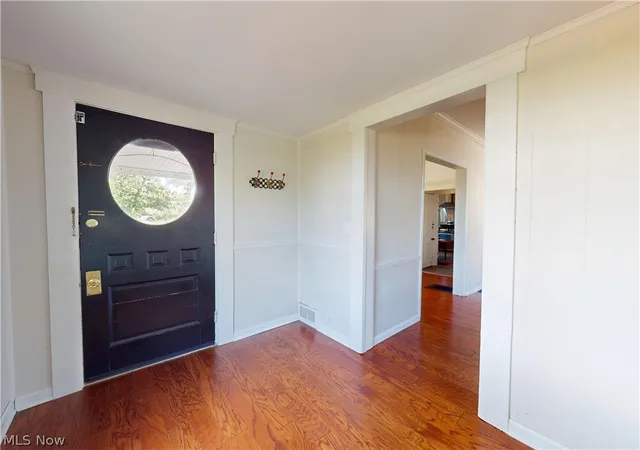 Photo 1 of Single family home for sale at 218 Bentleyville Rd, Chagrin Falls, OH 44022 | MLS# 5244320 | Listing updated on 2026-09-23