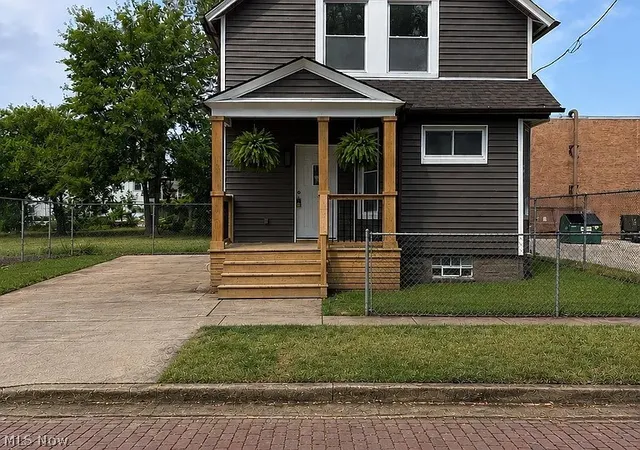 Photo 1 of Sale Pending at 3064 W 16th Street, Cleveland, OH 44113 | MLS# 5241972 | Listing updated on 2026-09-25