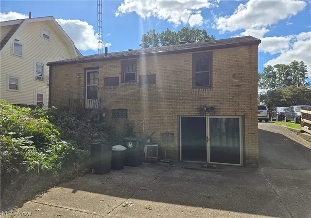 Photo 4 of Single family home for sale at 1601 19th Street NW, Canton, OH 44709 | MLS# 5245141 | Listing updated on 2026-10-30