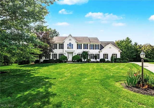 Photo 1 of Sale Pending at 7624 Hempfield Ln, Hudson, OH 44236 | MLS# 5232944 | Listing updated on 2026-10-08