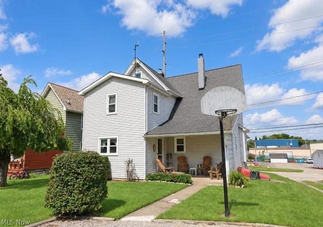 Photo 3 of Single family home for sale at 507 Arch St, Salem, OH 44460 | MLS# 5244888 | Listing updated on 2026-10-09