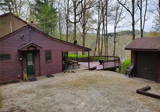Single family home for sale at 25 Edgewood Dr, Perrysville, OH 44864 | MLS# 5245158