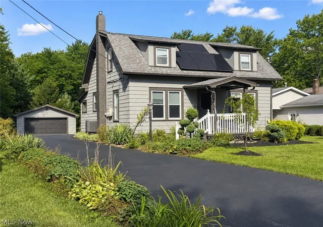 Photo 3 of Single family home for sale at 376 Fairgrounds Rd, Painesville, OH 44077 | MLS# 5245325 | Listing updated on 2026-09-27