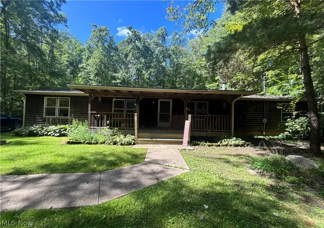 Photo 1 of Sale Pending at 9231 Horn Rd, Windham, OH 44288 | MLS# 5245333 | Listing updated on 2026-10-07