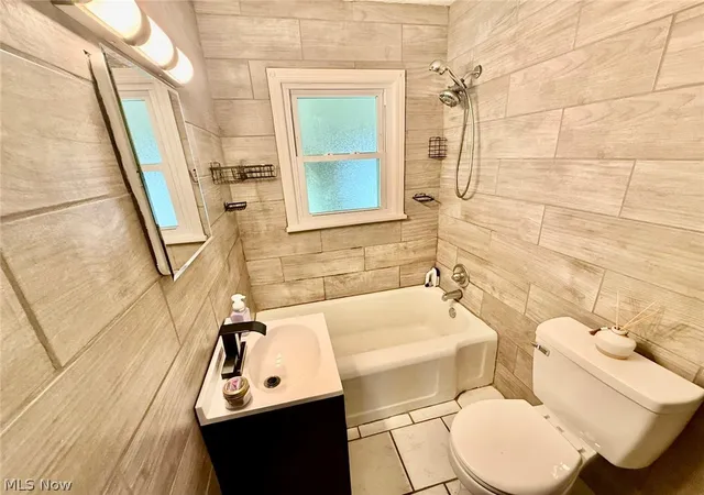 Photo 4 of Sale Pending at 540 Eastlawn St, Geneva, OH 44041 | MLS# 5245290 | Listing updated on 2026-10-05