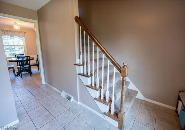 Photo 3 of Single family home for sale at 3388 Swallow Holw Dr, Youngstown, OH 44514 | MLS# 5245317 | Listing updated on 2026-10-09