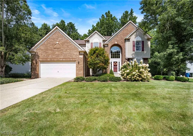 Photo 1 of Sale Pending at 36316 S Park Dr, Avon, OH 44011 | MLS# 5241309 | Listing updated on 2026-09-28