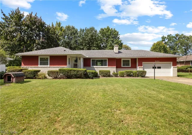 Photo 1 of Sale Pending at 6424 Murray Ridge Rd, Elyria, OH 44035 | MLS# 5245274 | Listing updated on 2026-09-21