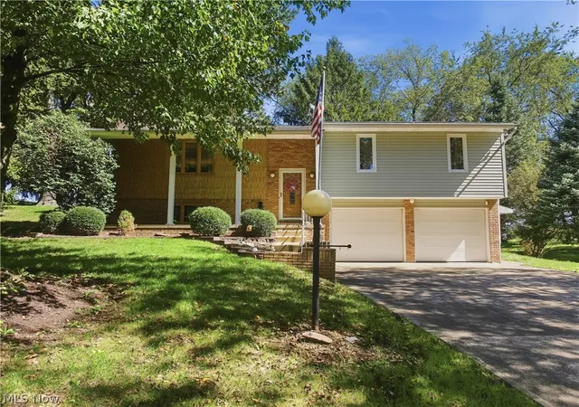 Photo 1 of Single family home for sale at 6180 Chesham Ave Ne, Canton, OH 44721 | MLS# 5245254 | Listing updated on 2026-10-07