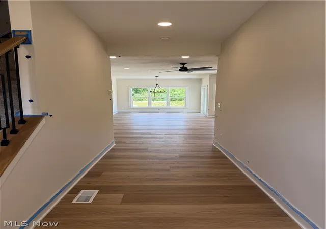 Listing Photo 3 - Condo for sale in building located at 7911 Brushwood Ln, Painesville, OH 44077