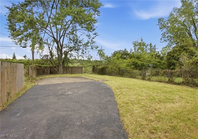 Photo 2 of Sale Pending at 892 E 139th Street, Cleveland, OH 44110 | MLS# 5244444 | Listing updated on 2026-10-10
