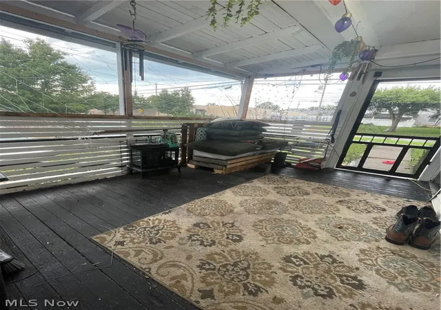 Photo 3 of Single family home for sale at 514 W Liberty St, Medina, OH 44256 | MLS# 5245048 | Listing updated on 2026-09-30