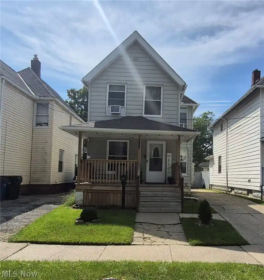 Photo 1 of Single family home for sale at 3917 Mapledale Ave, Cleveland, OH 44109 | MLS# 5245437 | Listing updated on 2026-10-19