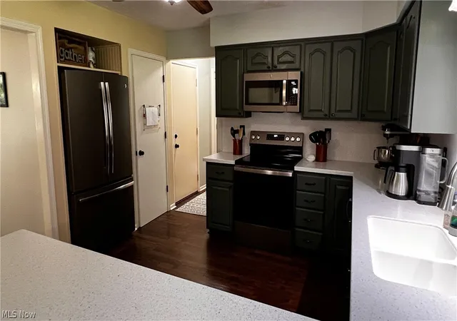 Photo 3 of Sale Pending at 1344 Northwoods Trl, Wadsworth, OH 44281 | MLS# 5238781 | Listing updated on 2026-09-24