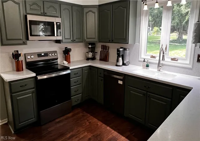 Sale Pending at 1344 Northwoods Trl, Wadsworth, OH 44281 | MLS# 5238781 | Listing updated on 2026-09-24