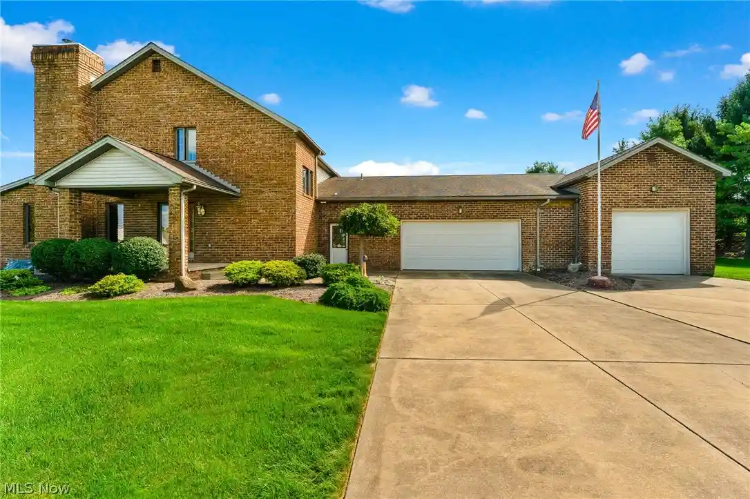 Condo for sale at 594 Shadydale Dr, Canfield, OH 44406 | MLS# 5245341