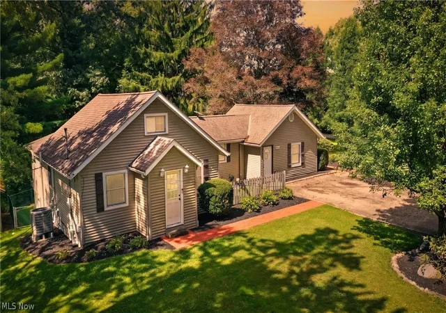 Single family home for sale at 15414 Lakeshore Dr, Burton, OH 44021 | MLS# 5245202