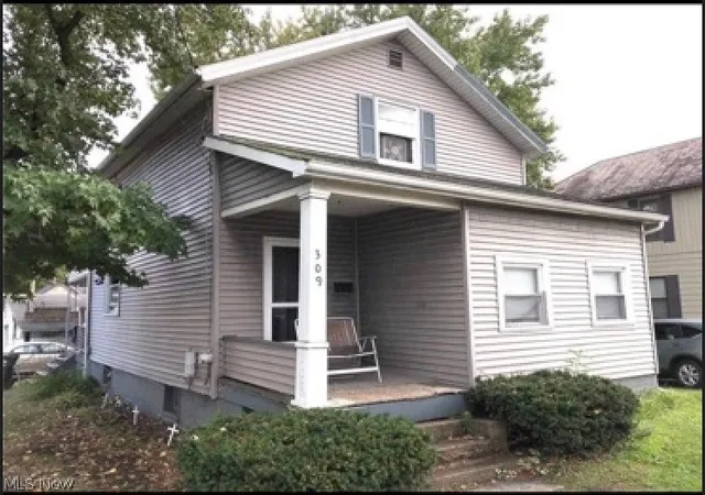 Photo 1 of Single family home for sale at 309 E Lincolnway, Minerva, OH 44657 | MLS# 5245432 | Listing updated on 2026-10-30