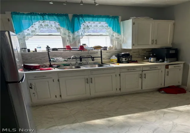 Photo 3 of Single family home for sale at 128 Homestead St, Sandusky, OH 44870 | MLS# 5245598 | Listing updated on 2026-09-29