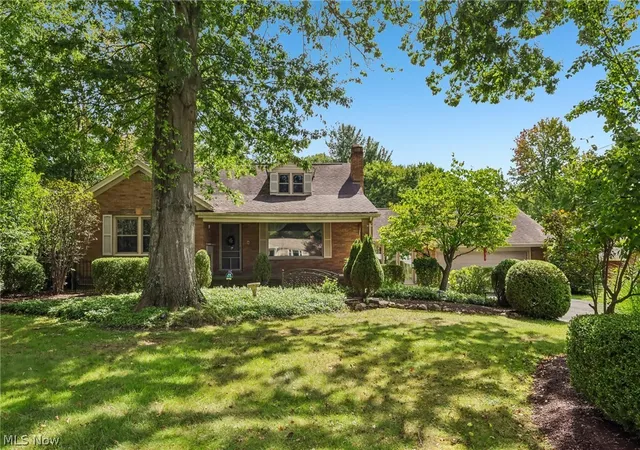 Photo 1 of Single family home for sale at 2965 Howell Dr, Youngstown, OH 44514 | MLS# 5245362 | Listing updated on 2026-10-09