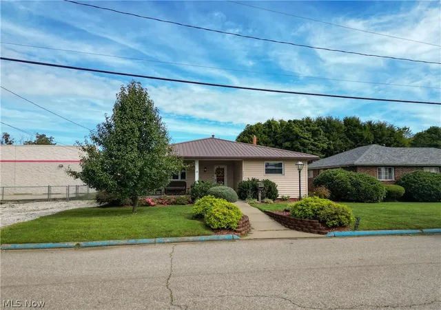 Photo 1 of Single family home for sale at 203 Fairview Dr, Saint Marys, WV 26170 | MLS# 5245477 | Listing updated on 2026-10-28