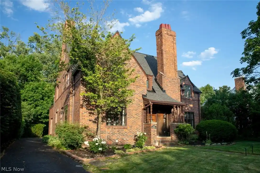 Photo 1 of Single family home for sale at 2677 Belvoir Blvd, Shaker Heights, OH 44122 | MLS# 5237395 | Listing updated on 2026-10-28