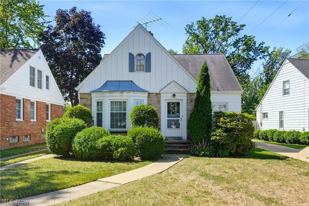 Photo 1 of Single family home for sale at 15717 Munn Rd, Cleveland, OH 44111 | MLS# 5245707 | Listing updated on 2026-10-21