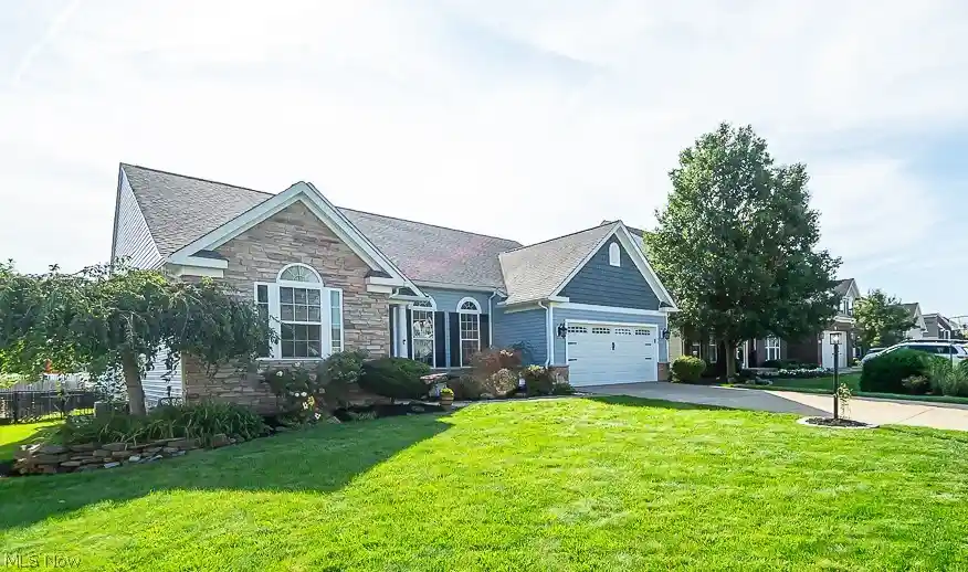 Photo 1 of Single family home for sale at 100 Stonewater Ct, Berea, OH 44017 | MLS# 5244348 | Listing updated on 2026-10-26