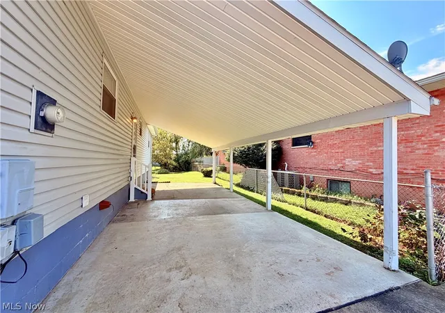 Photo 3 of Single family home for sale at 1314 20th Street, Vienna, WV 26105 | MLS# 5245670 | Listing updated on 2026-09-17