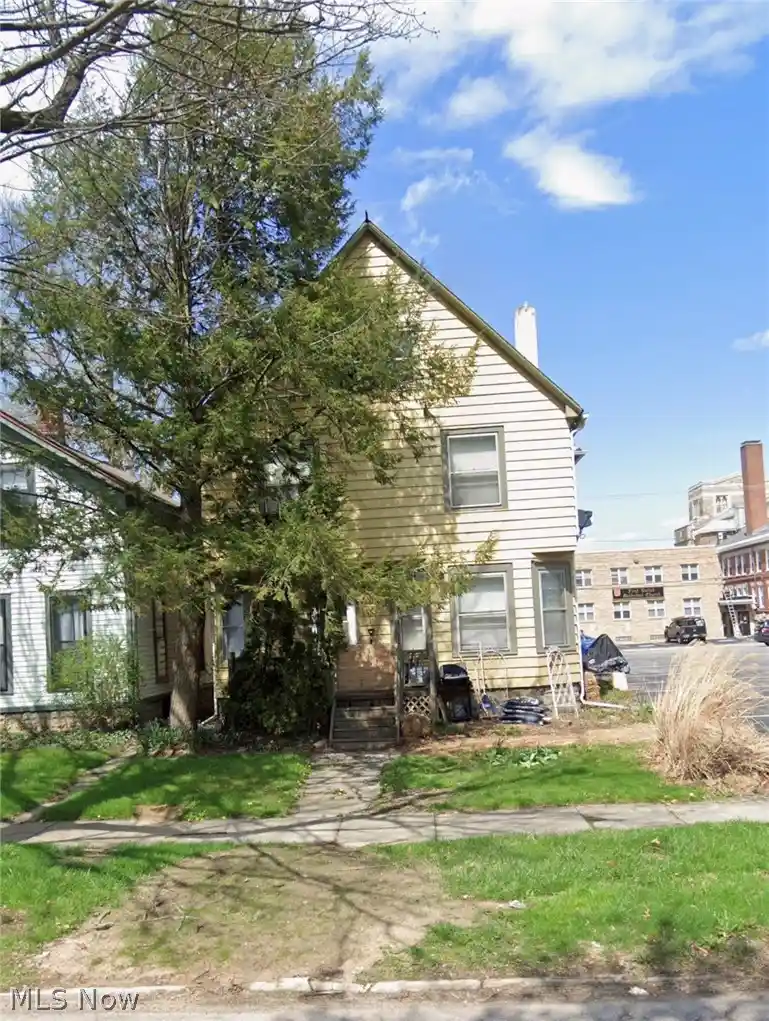 Photo 1 of Sale Pending at 327 4th Street, Elyria, OH 44035 | MLS# 5245634 | Listing updated on 2026-10-18