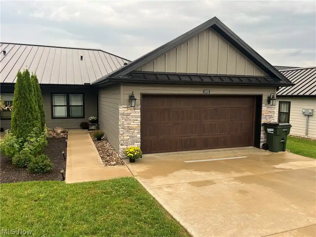 Listing Photo 1 - Condo for sale in 1002 Sycamore Ln located at 1002 Sycamore Ln, Millersburg, OH 44654 - Unit 1002 Sycamore Ln